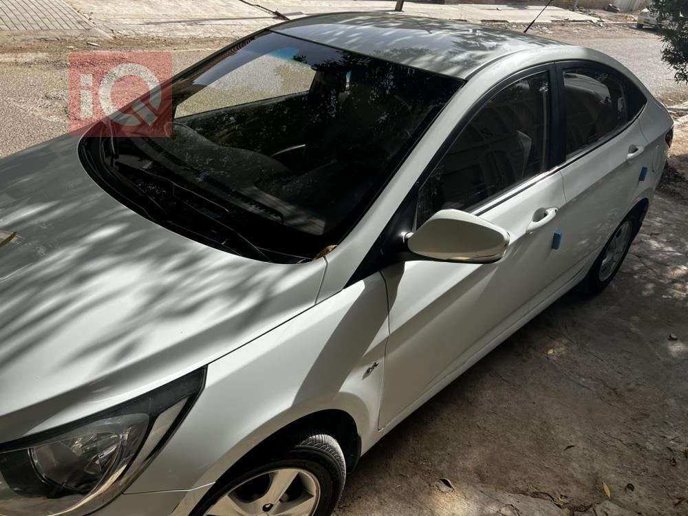 هیوندای ئەکسنت